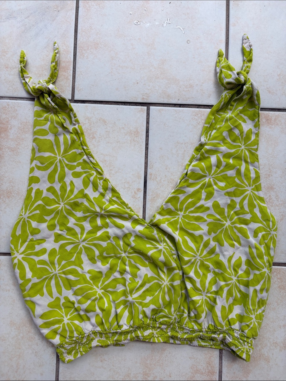 Women’s Green Floral Tie-Strap Crop Top